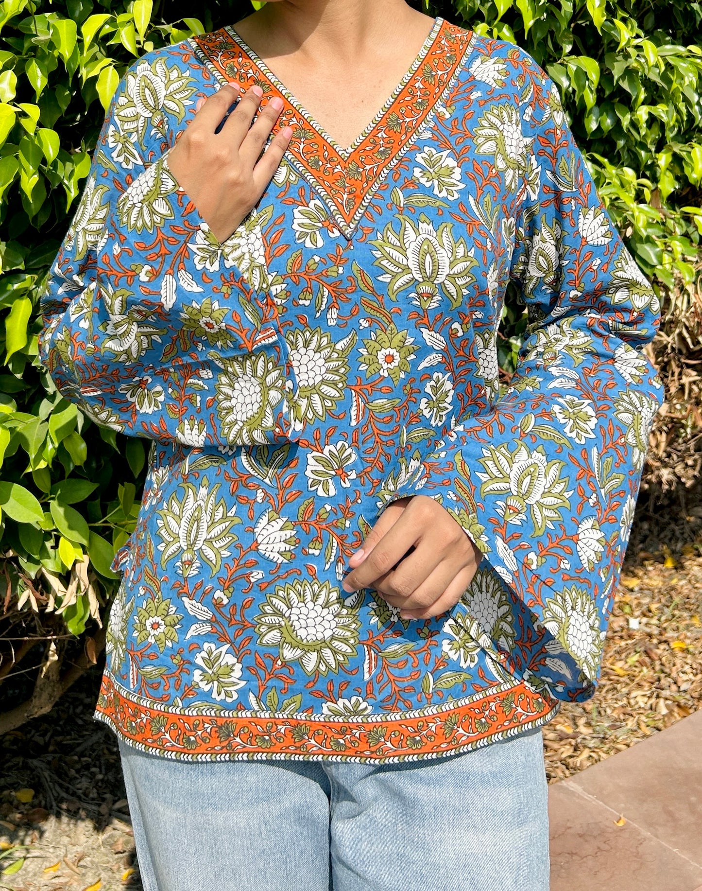 Neel-a-Kamal Kurti